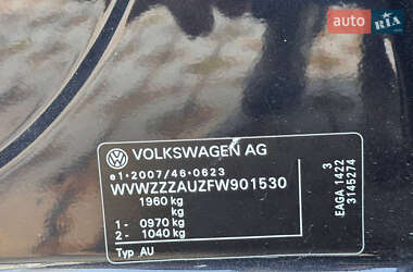 Хэтчбек Volkswagen e-Golf 2014 в 