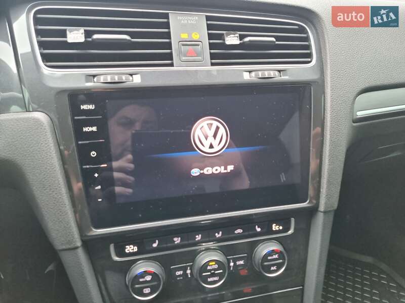 Хетчбек Volkswagen e-Golf 2018 в Мукачевому