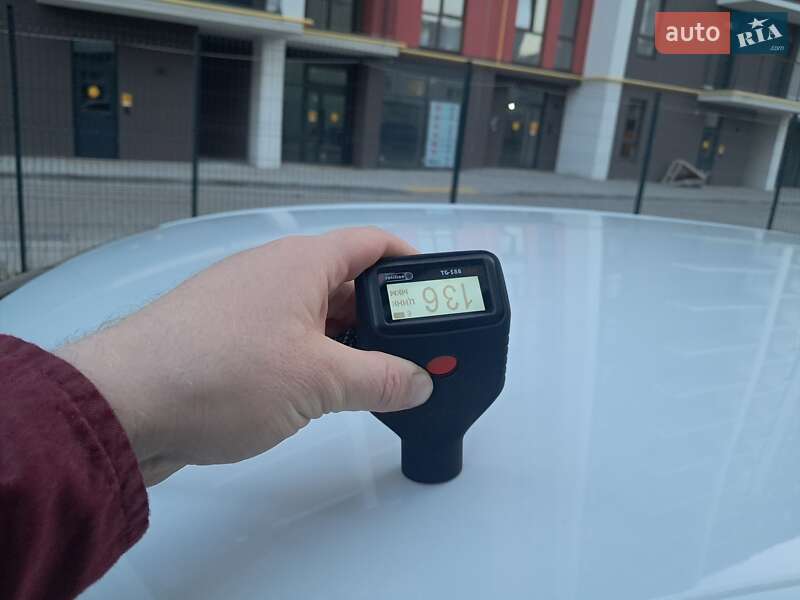 Хетчбек Volkswagen e-Golf 2018 в Львові фото 40 Хетчбек Volkswagen e-Golf 2018 в Львові