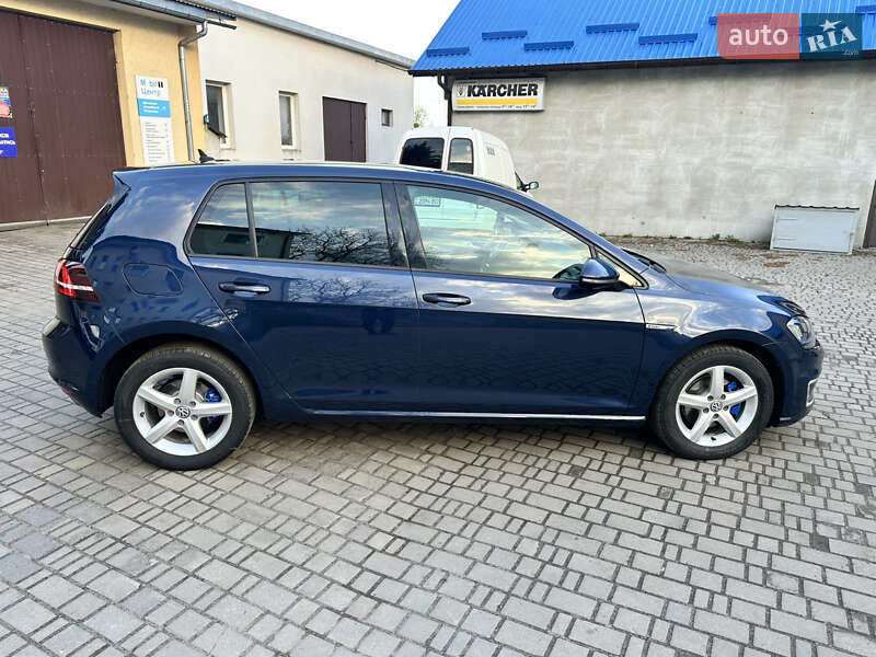 Хэтчбек Volkswagen e-Golf 2016 в Луцке