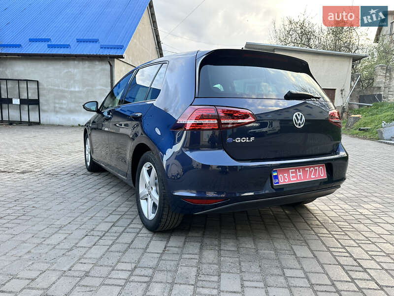 Хэтчбек Volkswagen e-Golf 2016 в Луцке