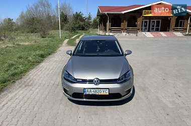 Хетчбек Volkswagen e-Golf 2019 в 