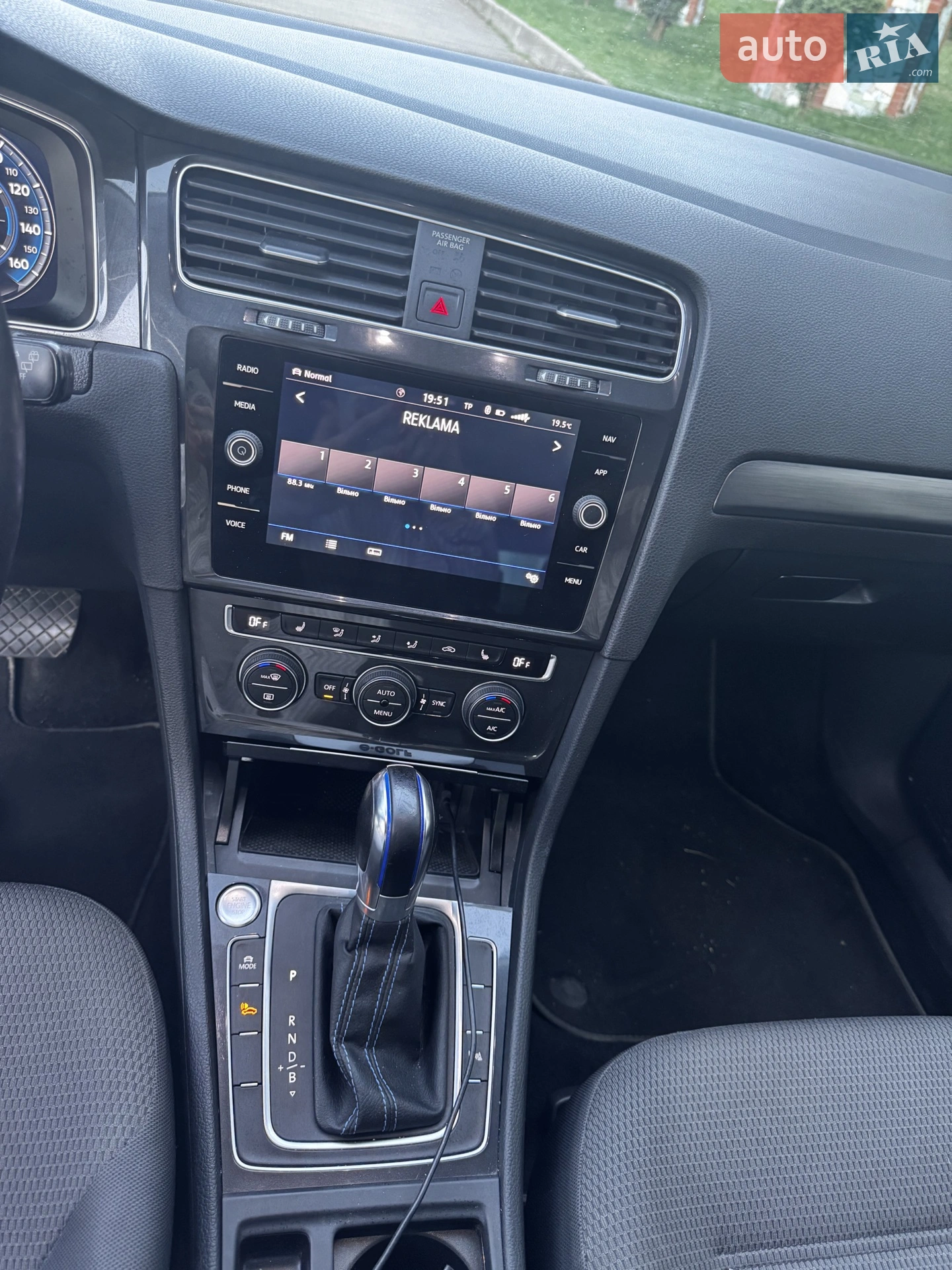 2019 Volkswagen Golf - мініатюра 9