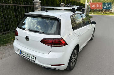 Хэтчбек Volkswagen e-Golf 2019 в 