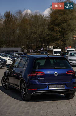 Хетчбек Volkswagen e-Golf 2019 в 