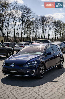 Хетчбек Volkswagen e-Golf 2019 в 