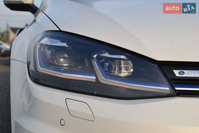 Хетчбек Volkswagen e-Golf 2018 в Луцьку