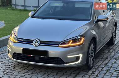 Хэтчбек Volkswagen e-Golf 2017 в Мукачево