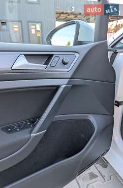 Хэтчбек Volkswagen e-Golf 2020 в Луцке
