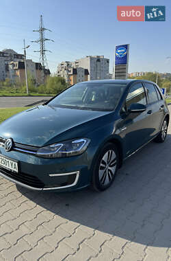 Хетчбек Volkswagen e-Golf 2017 в 