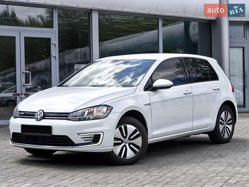 Хэтчбек Volkswagen e-Golf 2019 в Днепре