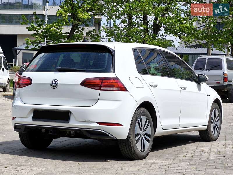 Хэтчбек Volkswagen e-Golf 2019 в Днепре