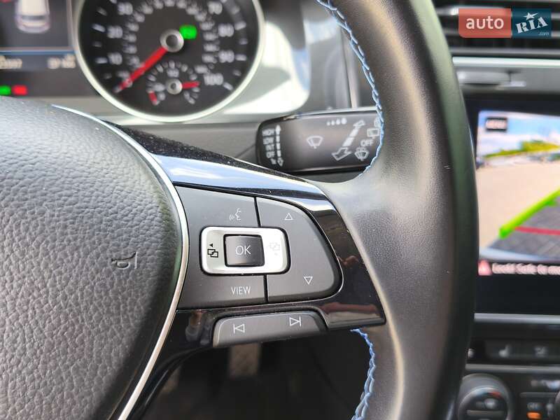 Хэтчбек Volkswagen e-Golf 2019 в Днепре