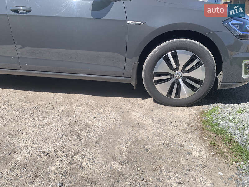 Хэтчбек Volkswagen e-Golf 2020 в Хмельницком