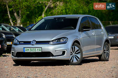 Хэтчбек Volkswagen e-Golf 2015 в 