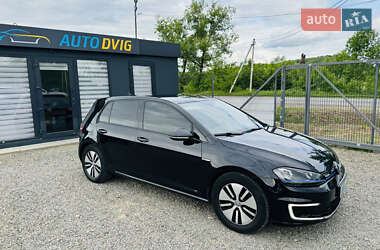 Хэтчбек Volkswagen e-Golf 2016 в 