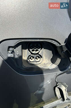 Хэтчбек Volkswagen e-Golf 2014 в 