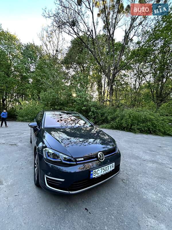 Хетчбек Volkswagen e-Golf 2020 в Львові