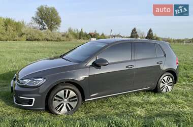Хэтчбек Volkswagen e-Golf 2019 в 