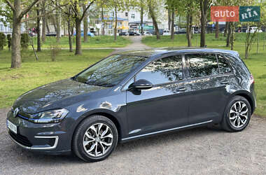 Хетчбек Volkswagen e-Golf 2015 в Хмельницькому