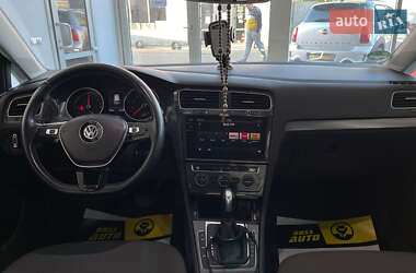 Хетчбек Volkswagen e-Golf 2020 в 