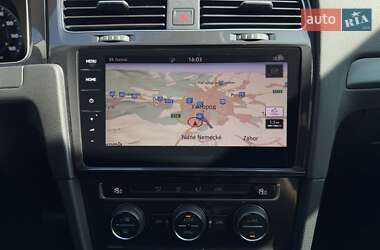 Хетчбек Volkswagen e-Golf 2020 в 