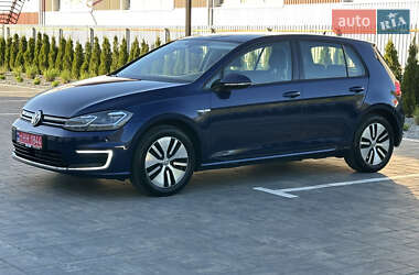 Хетчбек Volkswagen e-Golf 2020 в 