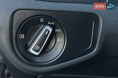 Хетчбек Volkswagen e-Golf 2020 в 