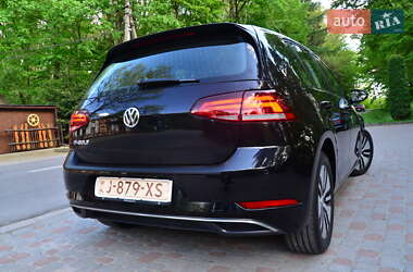 Хетчбек Volkswagen e-Golf 2020 в 