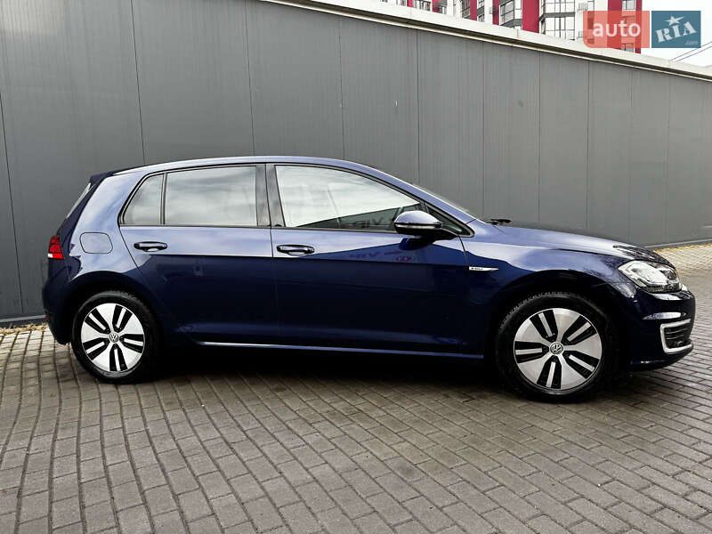 Хэтчбек Volkswagen e-Golf 2017 в Луцке фото 27 Хэтчбек Volkswagen e-Golf 2017 в Луцке