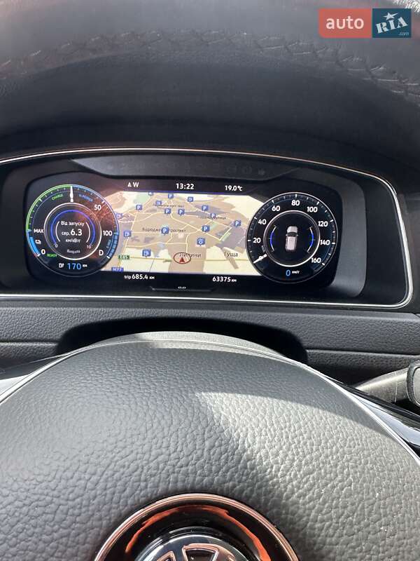 Хетчбек Volkswagen e-Golf 2018 в Луцьку