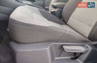 Хэтчбек Volkswagen e-Golf 2015 в 