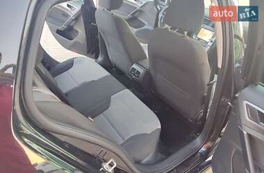 Хэтчбек Volkswagen e-Golf 2015 в 