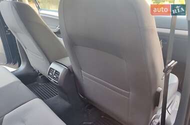 Хэтчбек Volkswagen e-Golf 2015 в 
