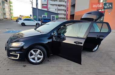 Хэтчбек Volkswagen e-Golf 2015 в 