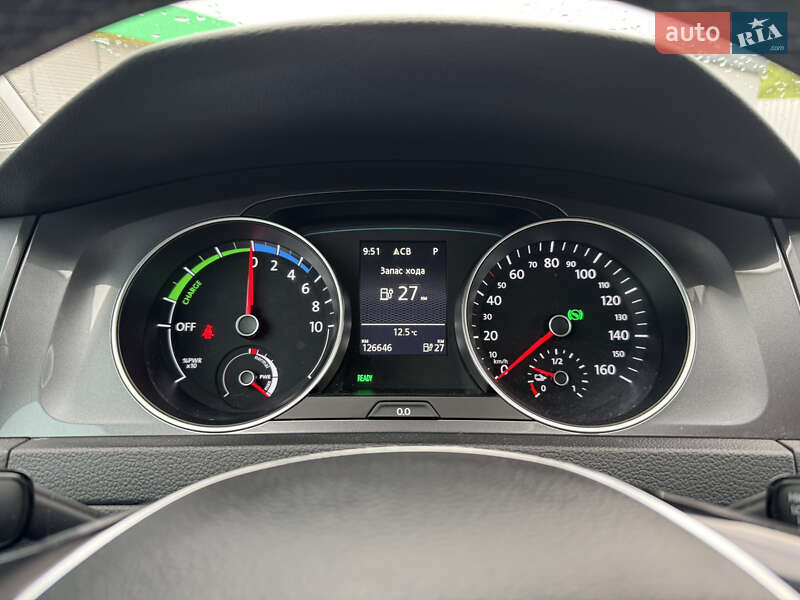 Хетчбек Volkswagen e-Golf 2015 в Бердичеві