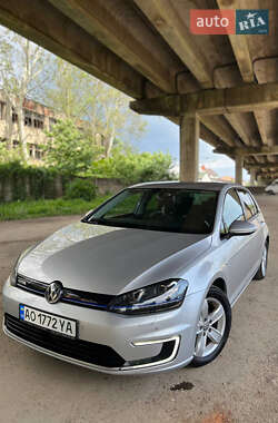 Хетчбек Volkswagen e-Golf 2016 в Мукачевому