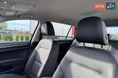 Хэтчбек Volkswagen e-Golf 2017 в Луцке