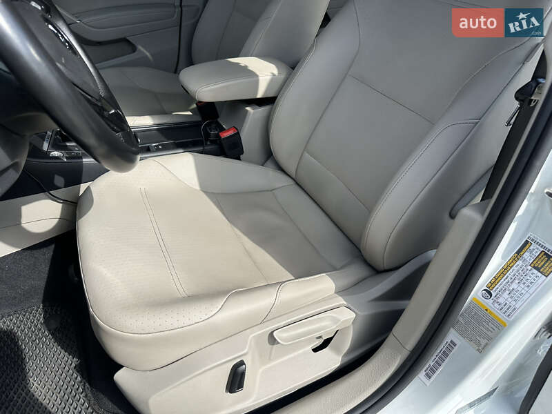 Хетчбек Volkswagen e-Golf 2014 в Рівному