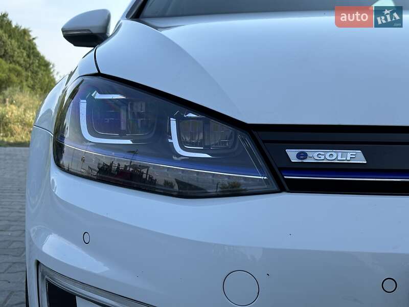 Хэтчбек Volkswagen e-Golf 2014 в Хмельницком