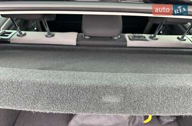 Хетчбек Volkswagen e-Golf 2015 в 