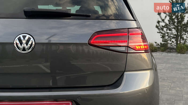 Хэтчбек Volkswagen e-Golf 2019 в Луцке