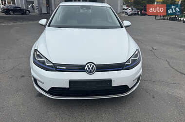 Хэтчбек Volkswagen e-Golf 2016 в Одессе