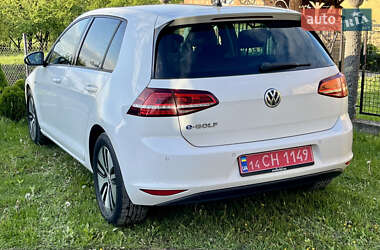 Хетчбек Volkswagen e-Golf 2016 в 
