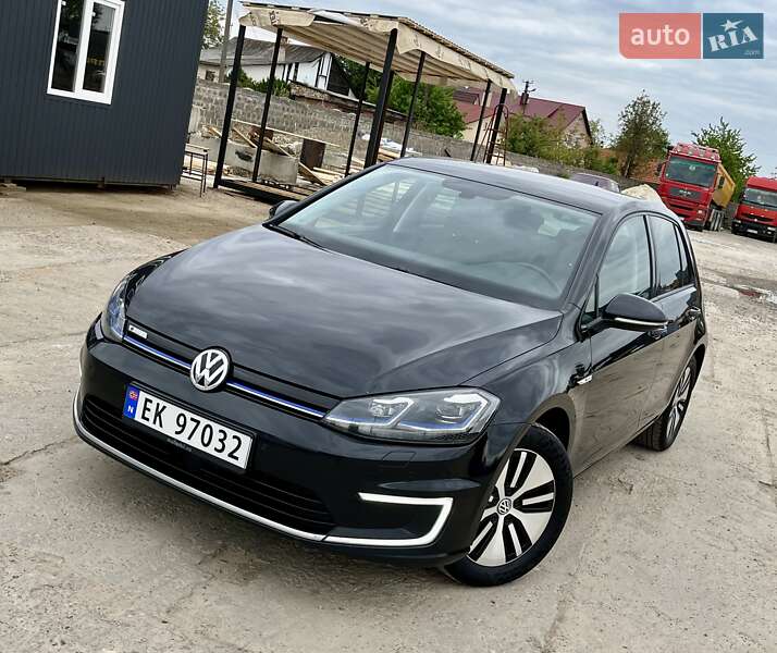 Хэтчбек Volkswagen e-Golf 2018 в Львове фото 17 Хэтчбек Volkswagen e-Golf 2018 в Львове