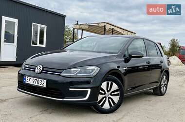 Хэтчбек Volkswagen e-Golf 2018 в Львове