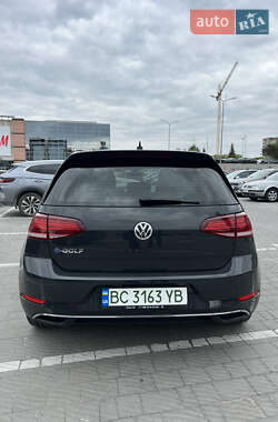 Хэтчбек Volkswagen e-Golf 2020 в 