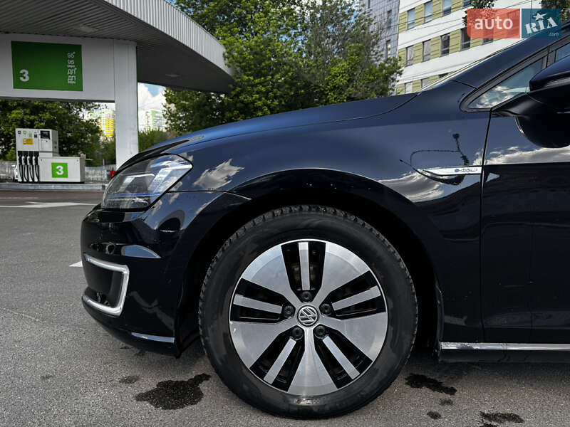 Хетчбек Volkswagen e-Golf 2014 в Києві фото 7 Хетчбек Volkswagen e-Golf 2014 в Києві
