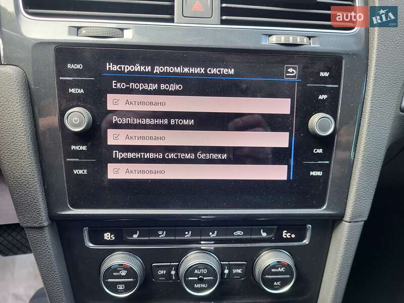 Хэтчбек Volkswagen e-Golf 2020 в Луцке