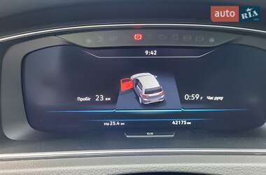 Хетчбек Volkswagen e-Golf 2020 в 